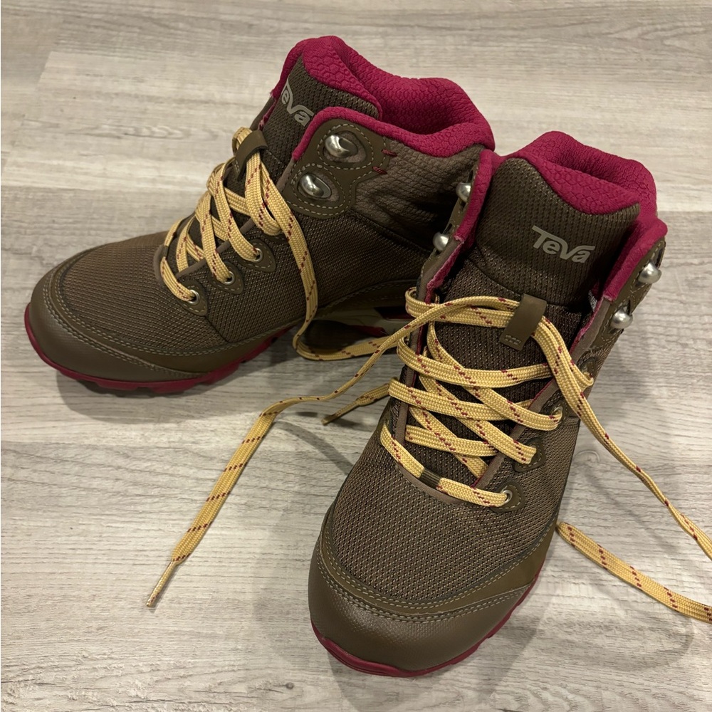 Teva Brown and Magenta Women's Lace-Up Hiking Boots